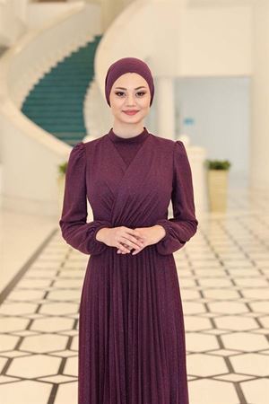 Dila Abiye Mor